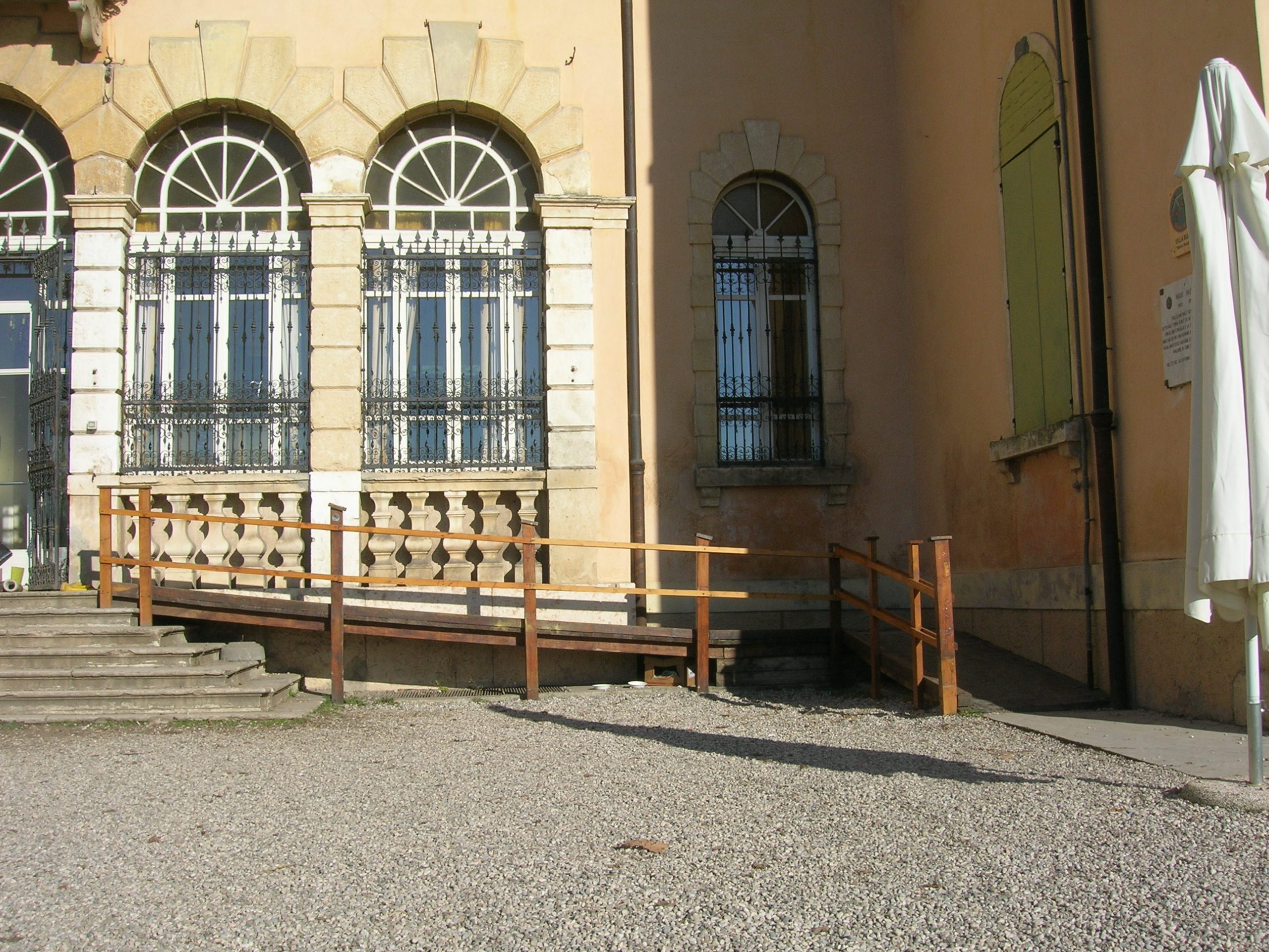 rampa-disabili-scaled